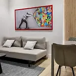 Suite Monte Nero Renovated 1Br Apartment, Central Olbia
