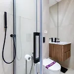 Suite Monte Nero Renovated 1Br Apartment, Central Olbia