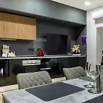 Suite Monte Nero Renovated 1Br Apartment, Central Olbia Apartment Olbia