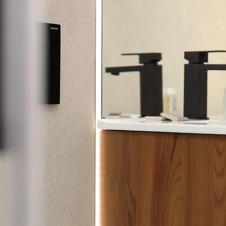 Price Vs Quality - Fully Equipped & Renovated 1br Montenero - Centre