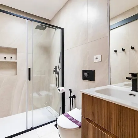 Price Vs Quality - Fully Equipped & Renovated 1br Montenero - Centre