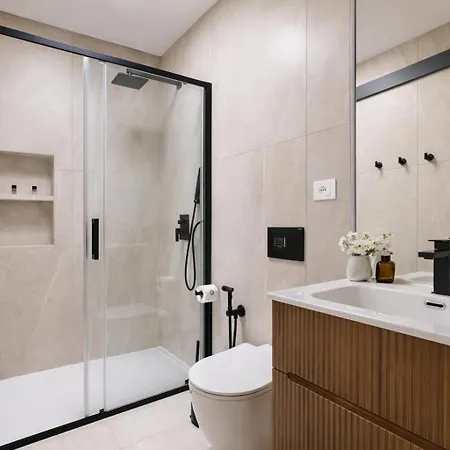 Monte Nero Renovated 1br Apartment, Olbia