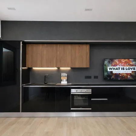 Monte Nero Renovated 1br Apartment, *