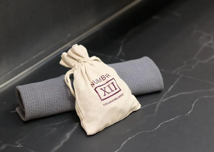 Suite Monte Nero Renovated 1Br Apartment, Central Olbia Olbia