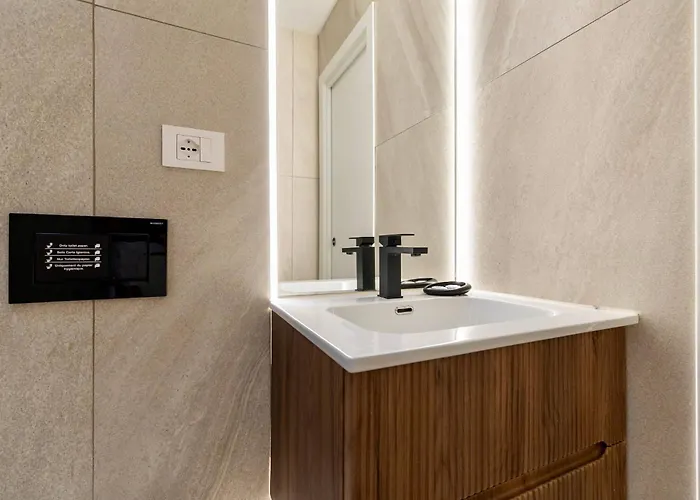 Apartamento Suite Monte Nero Renovated 1Br Apartment, Central Olbia *